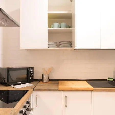 New Station By Staynnapartments *